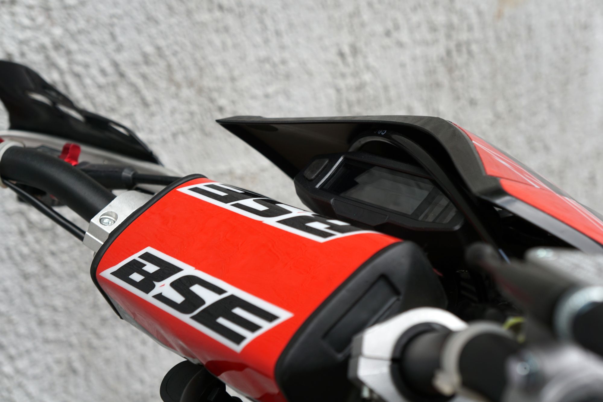 Эндуро мотоцикл BSE Z11 Red Black — изображение 6