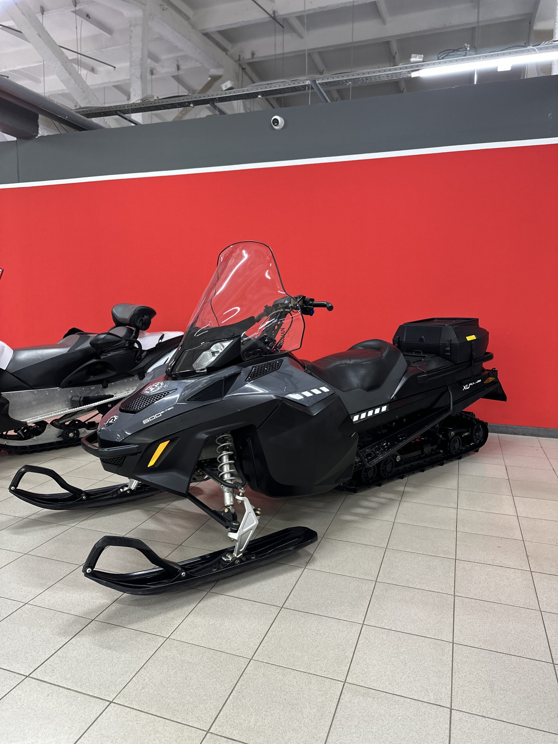 Снегоход Lynx Commander 600 E-TEC